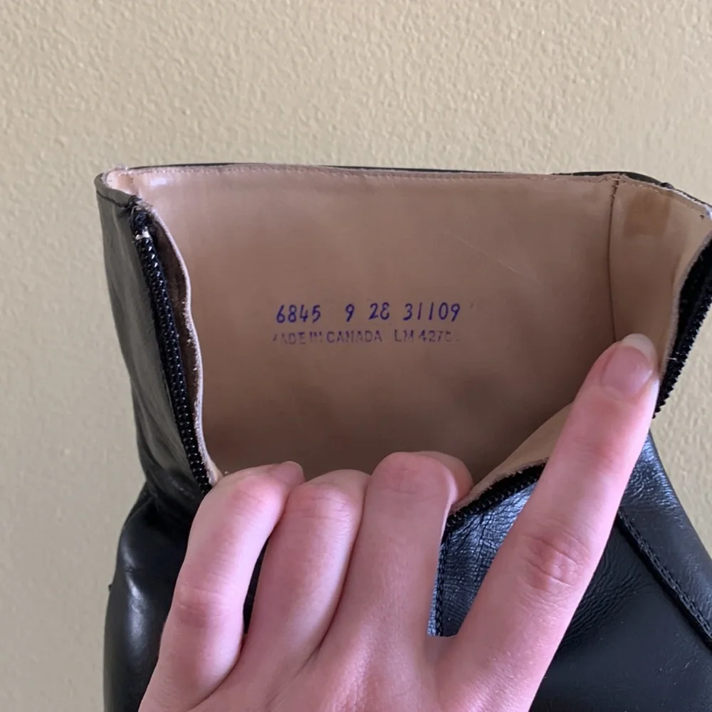 Vintage Leather Cowboy Boots with Metal Tip - Picture 5 of 5